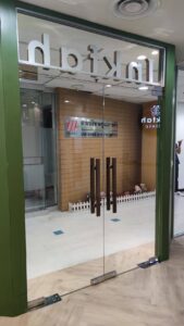 งานกระจกห้างคลีนิค