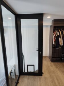 งานชุดกั้นห้องประตูหน้าต่าง