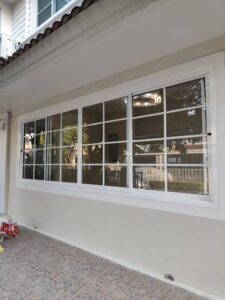 งานชุดกั้นห้องประตูหน้าต่าง