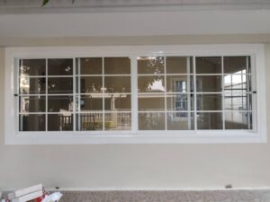 งานชุดกั้นห้องประตูหน้าต่าง