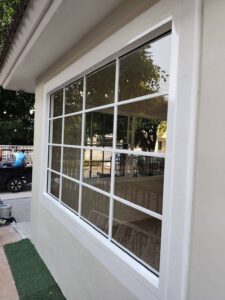 งานชุดกั้นห้องประตูหน้าต่าง