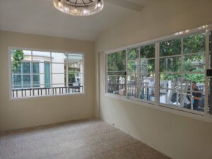 งานชุดกั้นห้องประตูหน้าต่าง