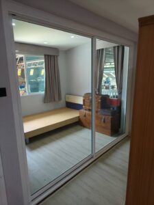 งานชุดกั้นห้องประตูหน้าต่าง