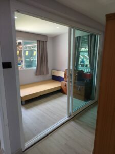 งานชุดกั้นห้องประตูหน้าต่าง