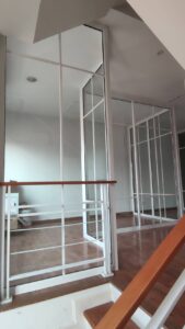 งานชุดกั้นห้องประตูหน้าต่าง