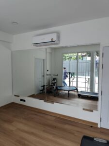 ชุดกระจกเงาบ้านอาคารคอนโดและผนังห้องน้ำ