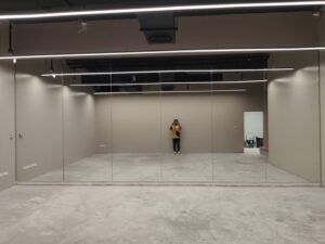 ชุดงานกระจกเงาสตูห้องซ้อมเต้น