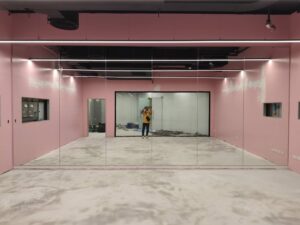 ชุดงานกระจกเงาสตูห้องซ้อมเต้น