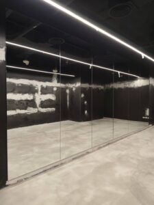 ชุดงานกระจกเงาสตูห้องซ้อมเต้น