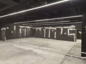 ชุดงานกระจกเงาสตูห้องซ้อมเต้น