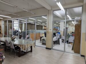 ชุดงานกั้นห้องกระจก